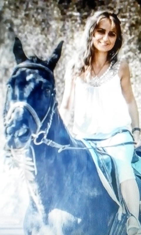 девушка на коне - Иван 