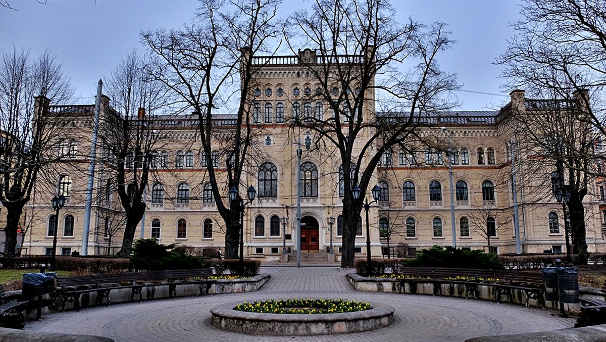Латвийский Университет - wea *