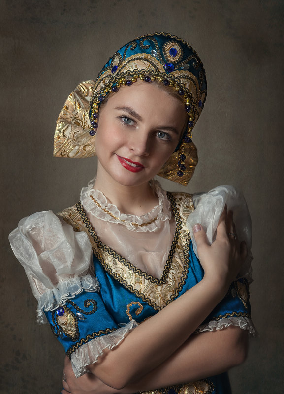Девушка в кокошнике - Olga Burmistrova