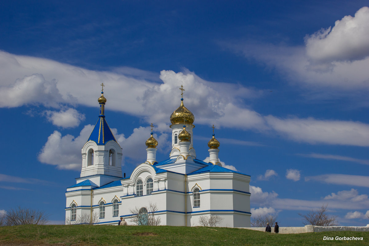 храмы луганской области