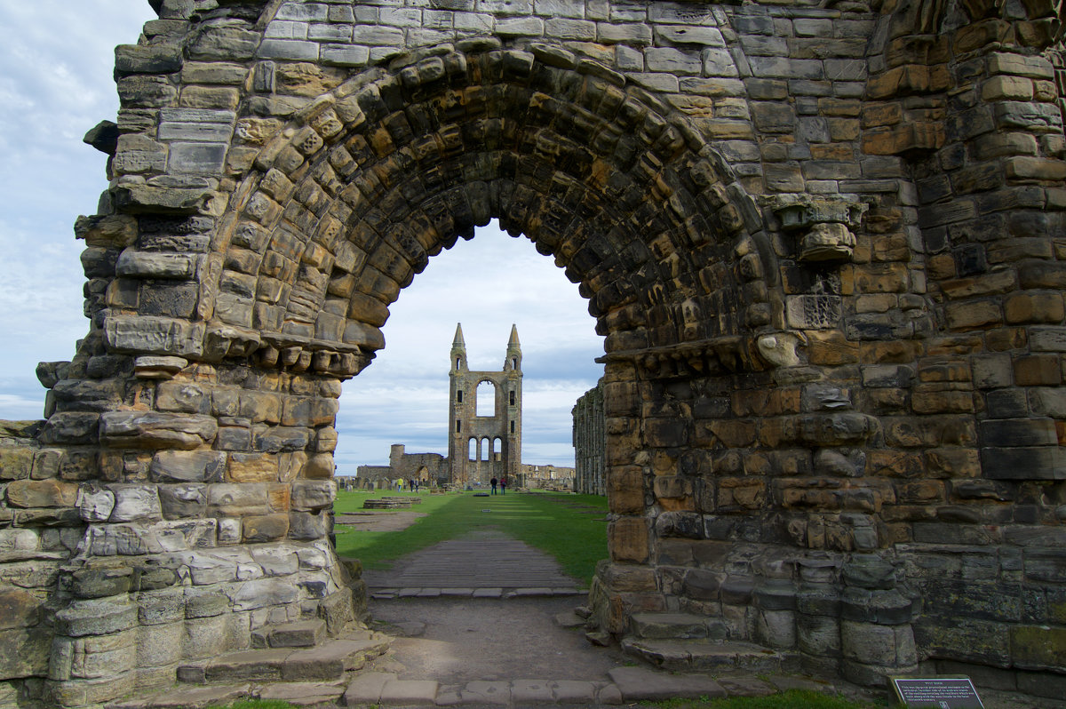 St Andrews Cathedral - SvetlanaScott .