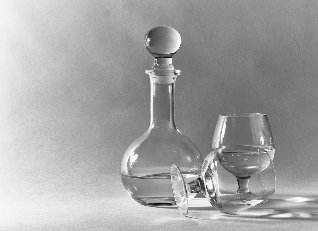 Some experiments with glass - Алекандр Зиновьев