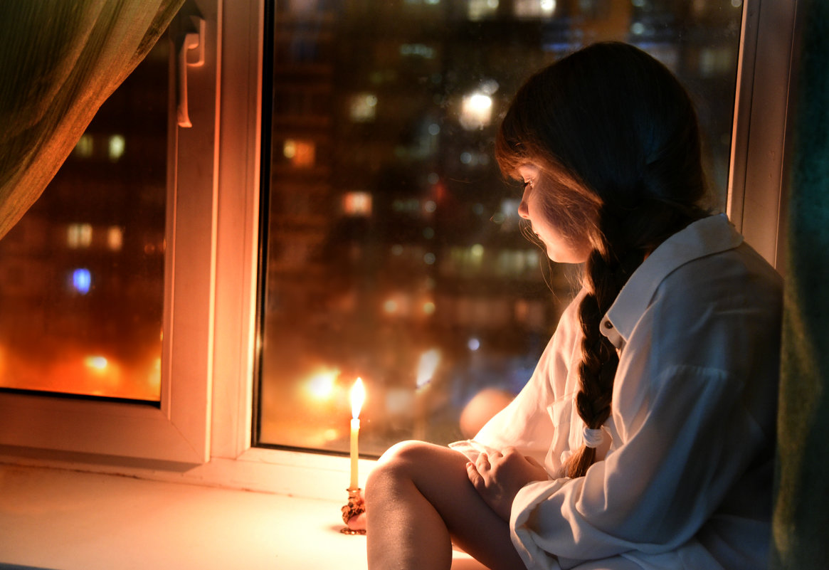 Свеча в окне - Ксения Михайленко