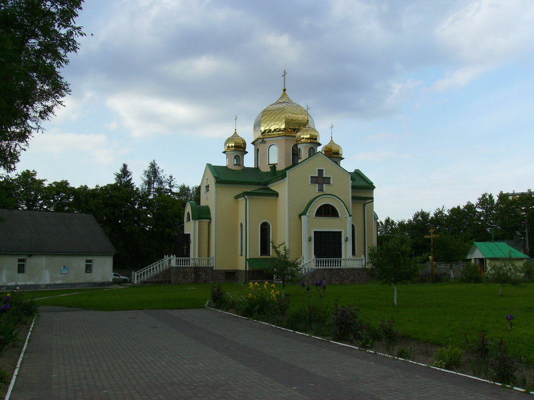 Православный    храм   в   Ивано  -  Франковске - Андрей  Васильевич Коляскин