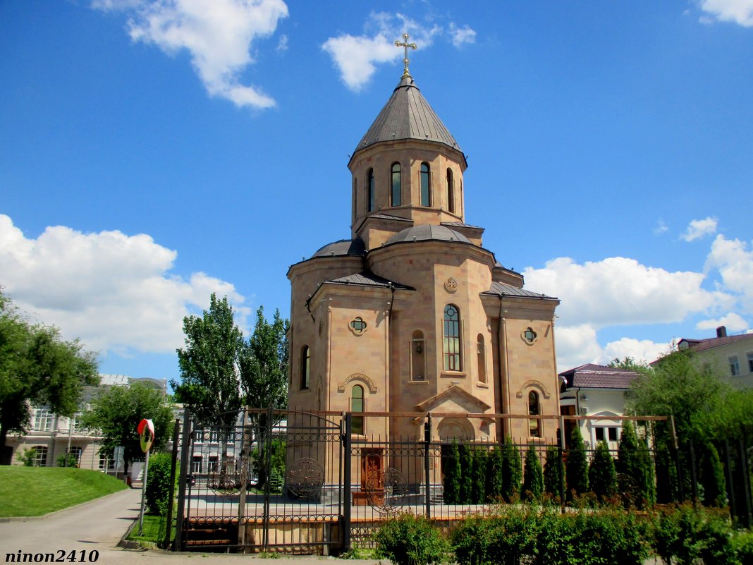 Армянская церковь Сурб Арутюн - Нина Бутко