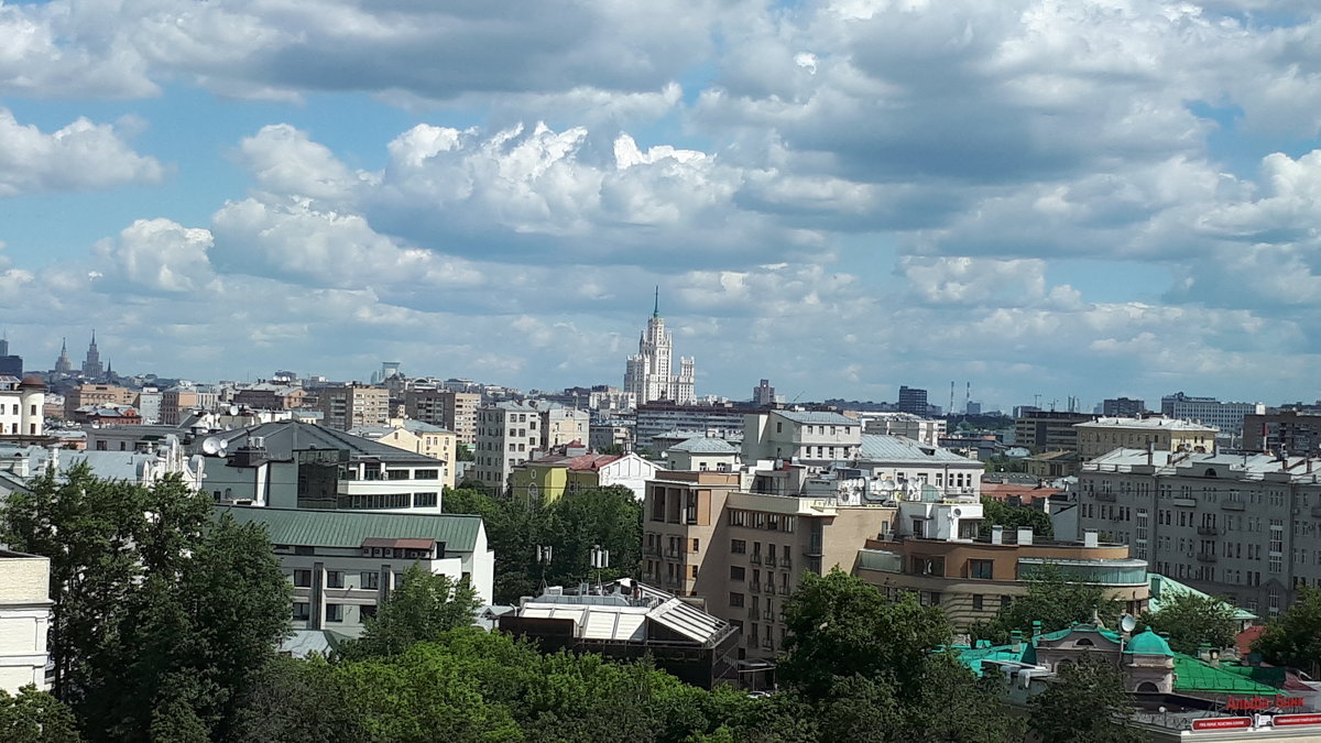 Вид Москвы с десятого этажа - Валерий Пегушев