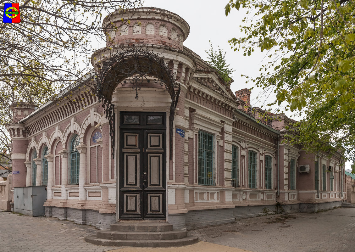 Армавир. Старый дом на перекрёстке :: Алексей Шаповалов Стерх – Социальная  сеть ФотоКто