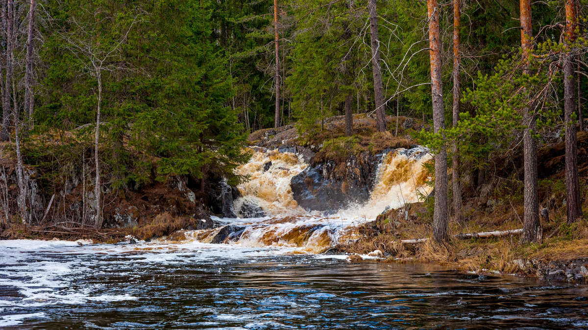 Рускеальские водопады на реке Тохмайоки - Владимир Лазарев