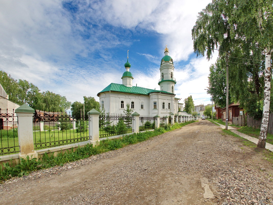 *** - Олег Савицкий