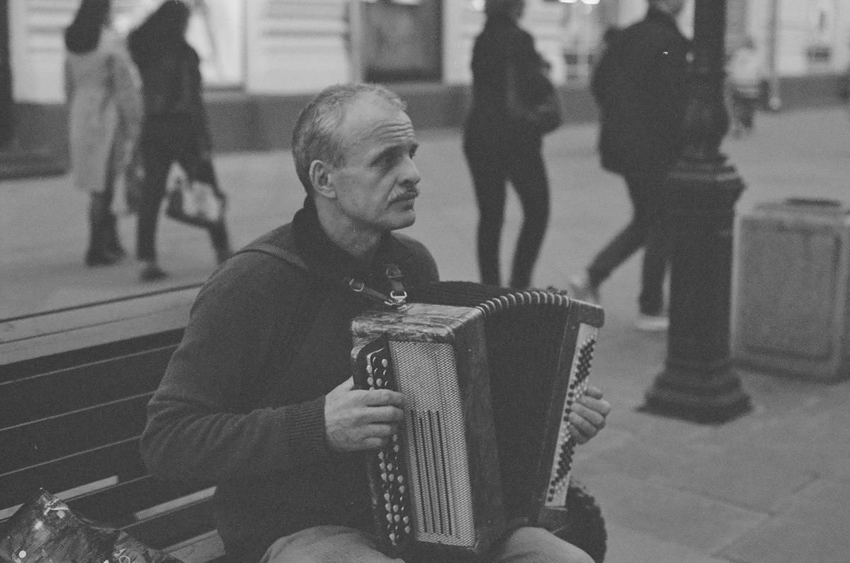 Музыка улиц. - Александр Крайчик