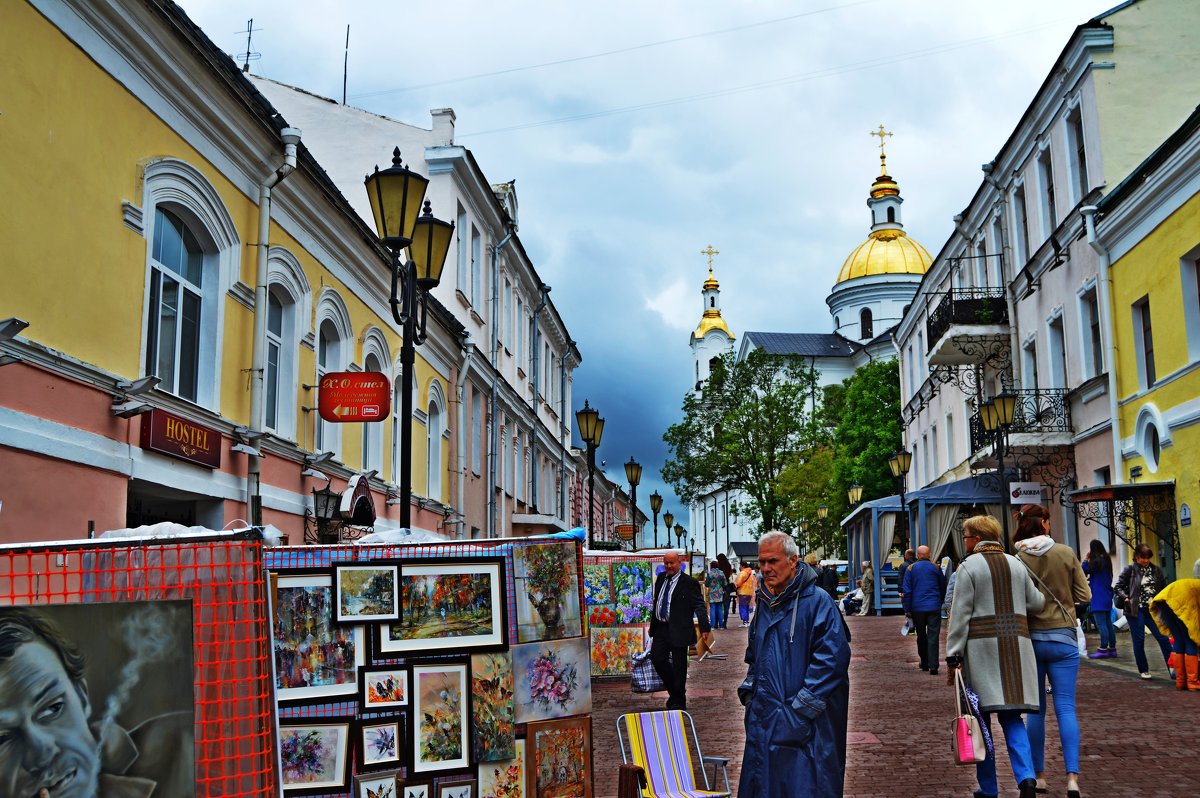 Нынче на улицах Витебска.. - Vladimir Semenchukov