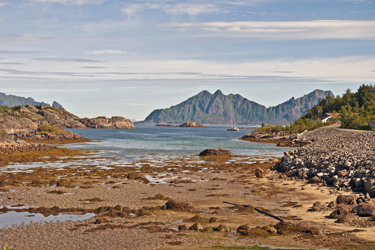 On the bank of Norwegian Sea - Roman Ilnytskyi