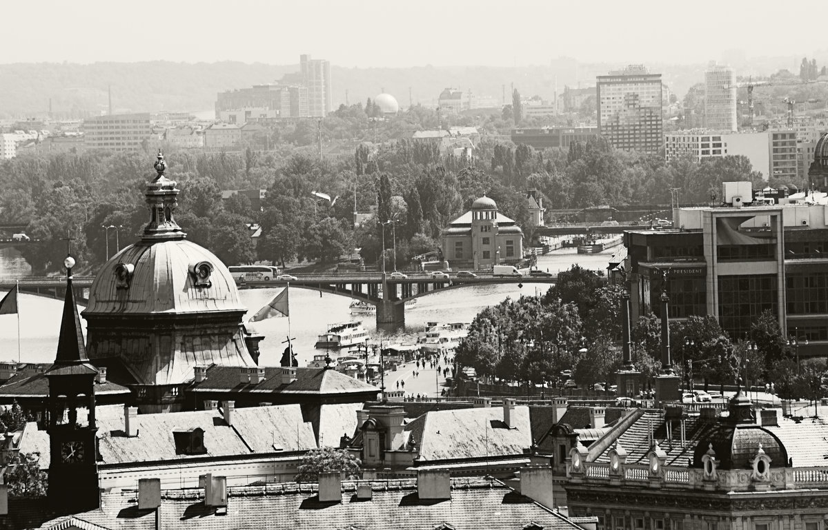 Вид на Прагу со смотровой площадки в Градчанах - Константин Тимченко
