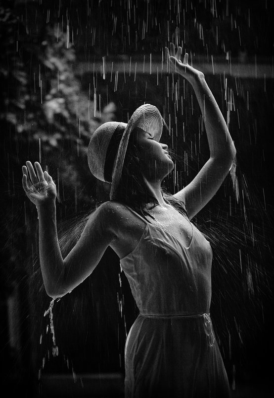 Dancing in the rain - Roman Mordashev