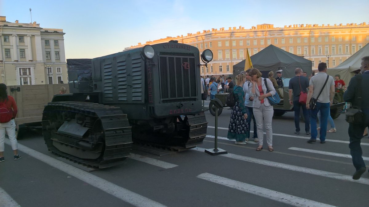 Военная выставка на Дворцовой - Митя Дмитрий Митя