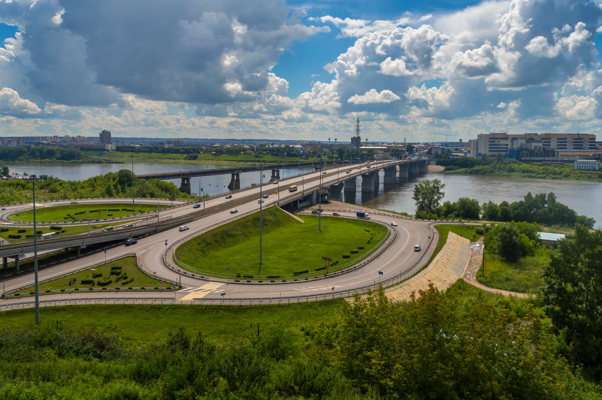 Город Кемерово, вид на Кузнецкий мост - Владимир Деньгуб