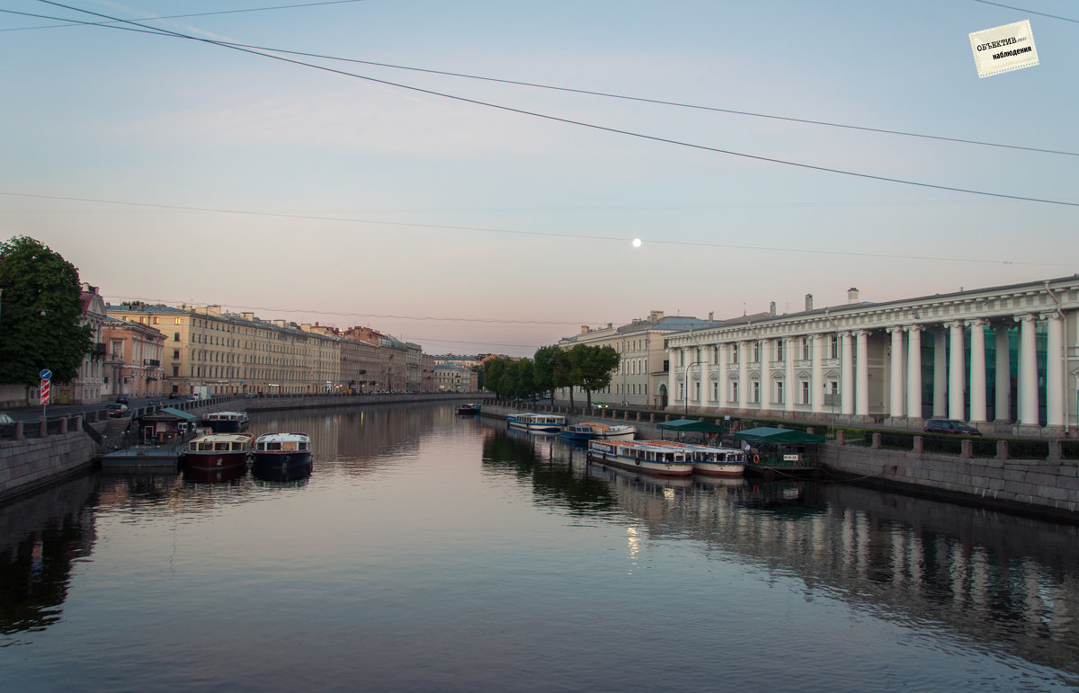 Рассвет в Петербурге во время полнолуния - Kalevala .