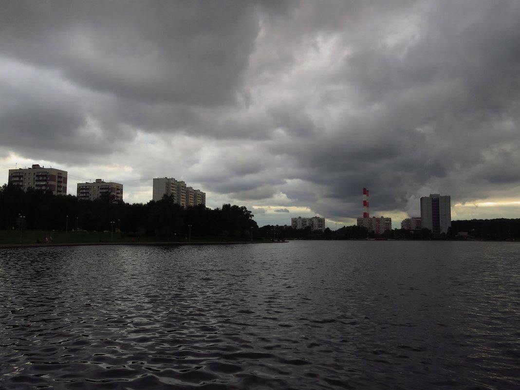 Тучи над городом встали - Андрей Лукьянов