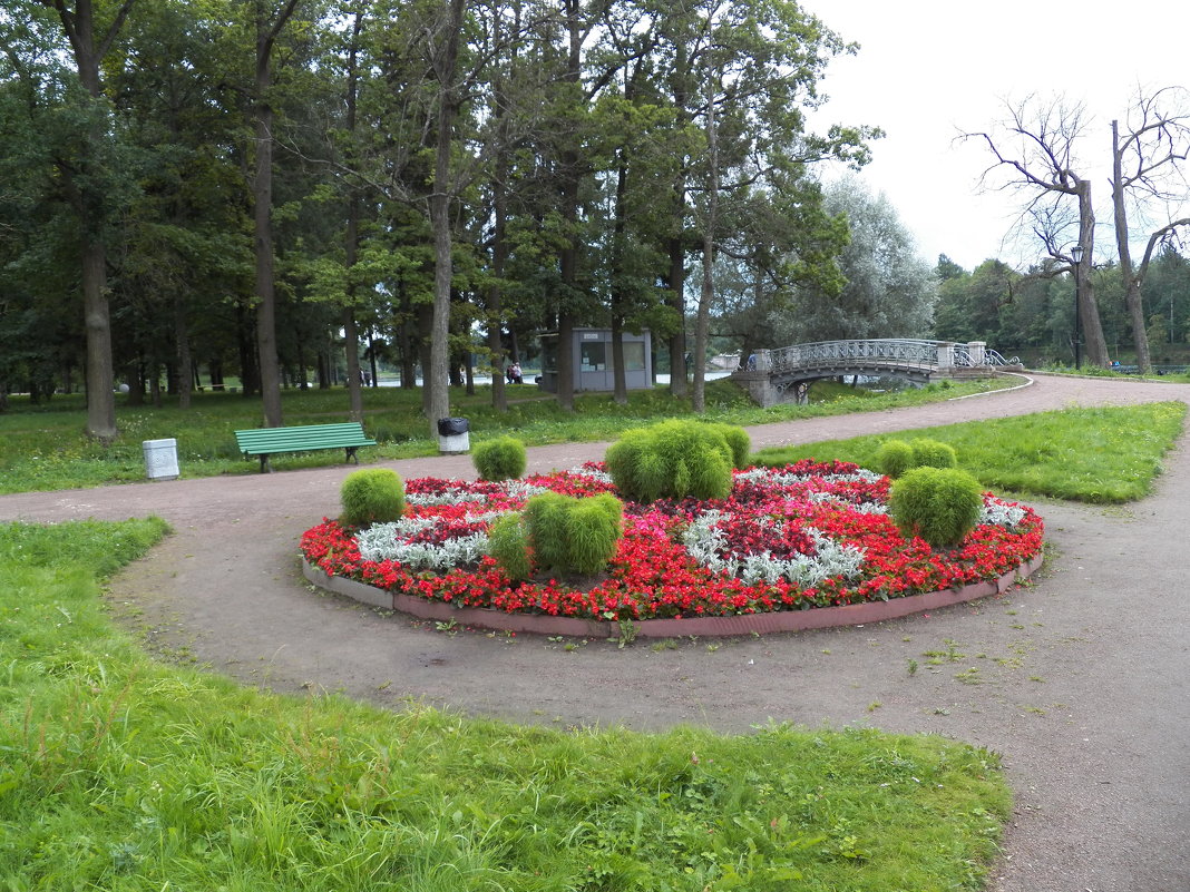 В  ПАРКЕ - Виктор Елисеев