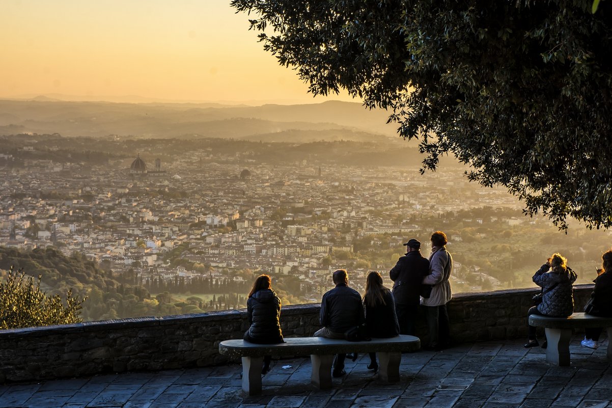 Autumn sunset over Florence - Dmitry Ozersky