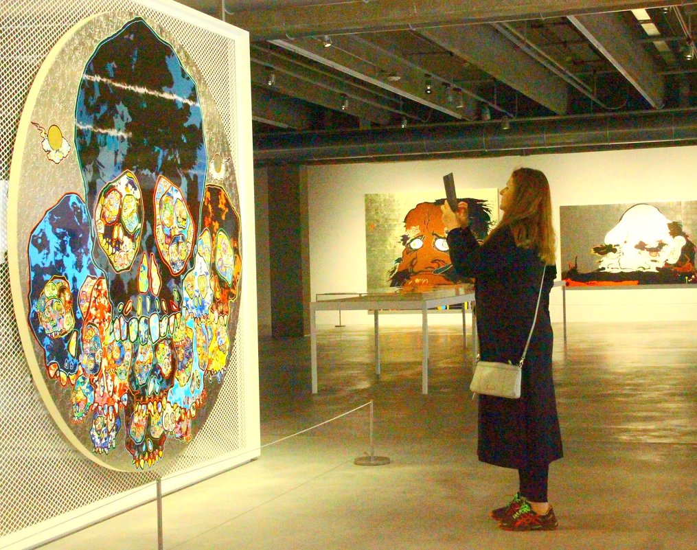 На выставке Такаси Мураками в Москве - Татьяна Латышева