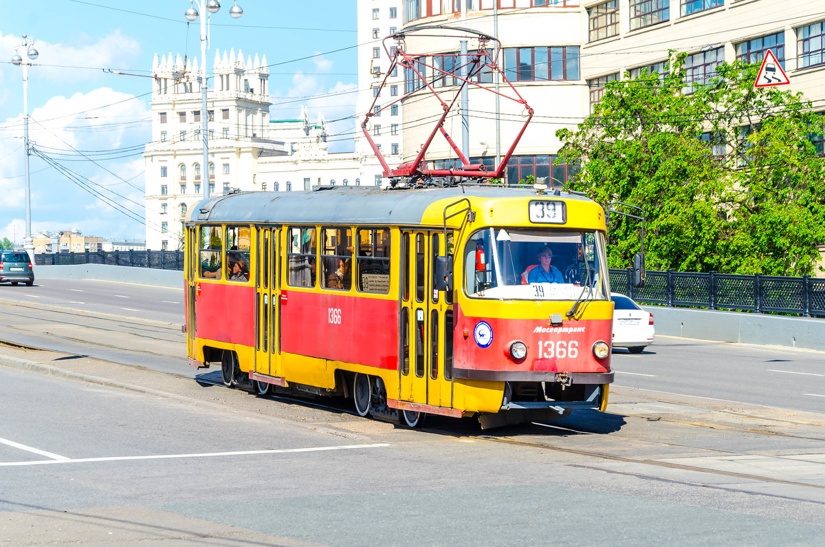 Moscow tram - golfstrim 