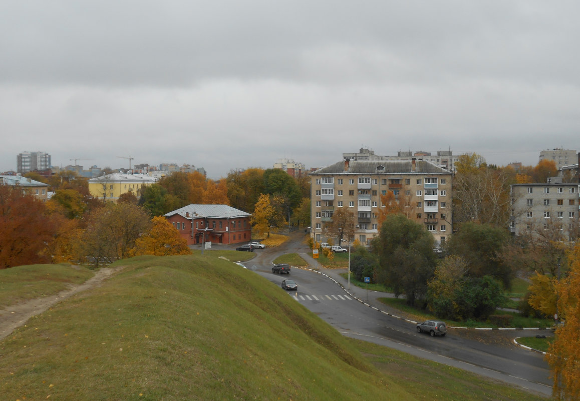 Вид на Проезд речников с высоты кремлёвского вала. - Tarka 