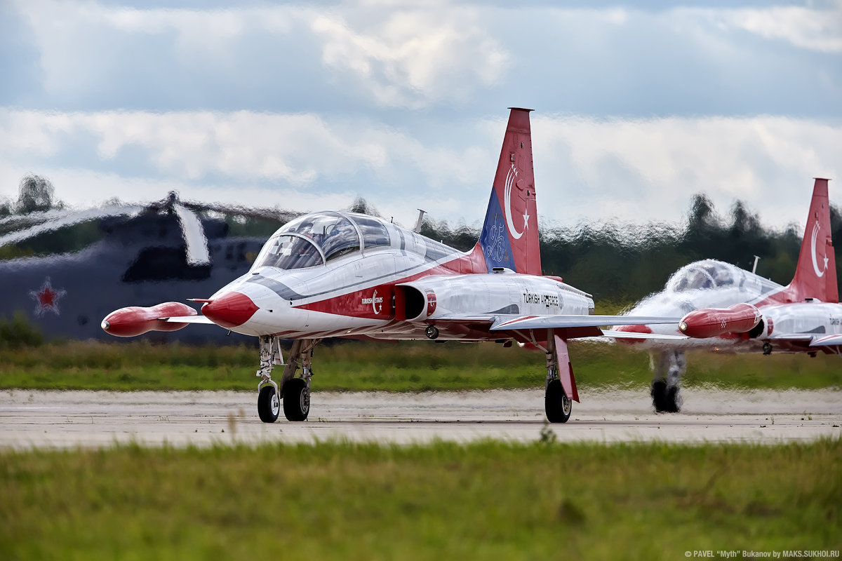 NF-5B лидера пиллотажной группы "Турецкие звезды" майора Osman YIĞCI - Павел Myth Буканов