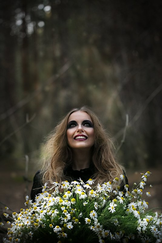 ...дарите ведьмочкам цветы - Александра Макаренко