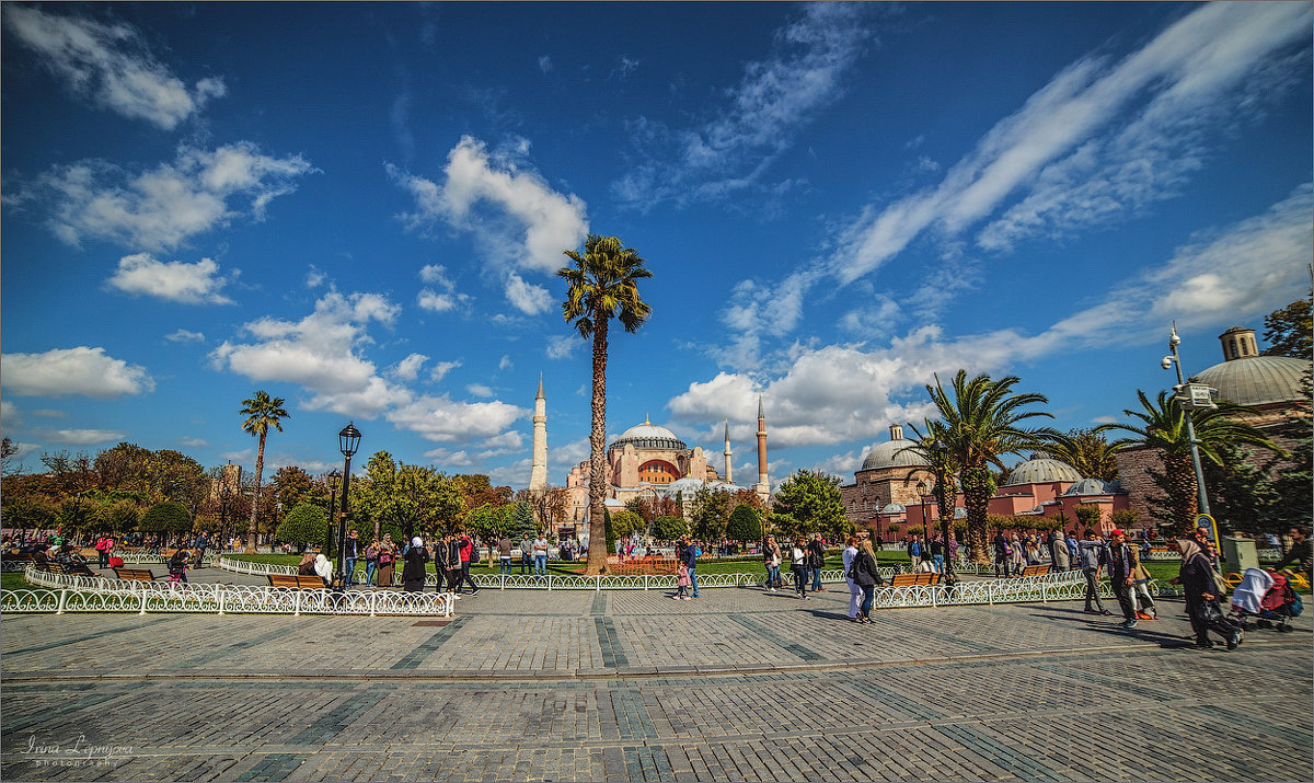 Площадь Султанахмет с видом на Айя София - Ирина Лепнёва
