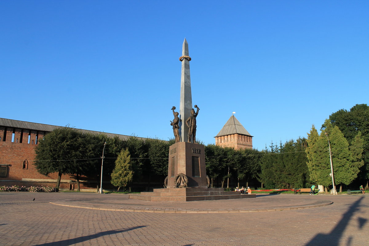 Памятник воинам, защитникам и освободителям Смоленска - Наталья Гусева