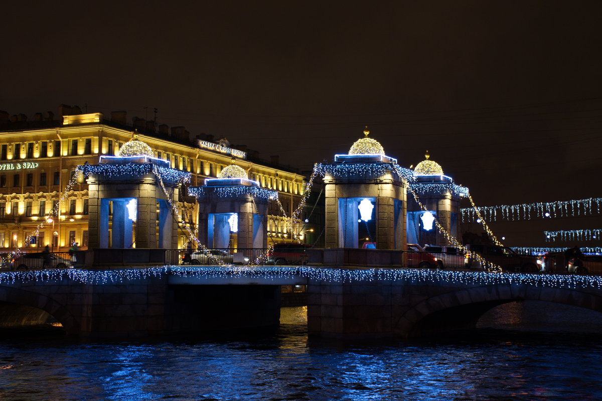Мост Ломоносова в праздничном убранстве - Валентина Папилова