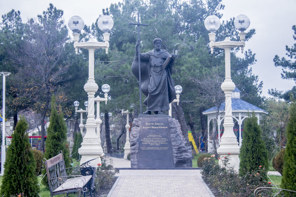 Памятник Андрею Первозванному. Андреевский Парк. Геленджик - Nataly Anderson
