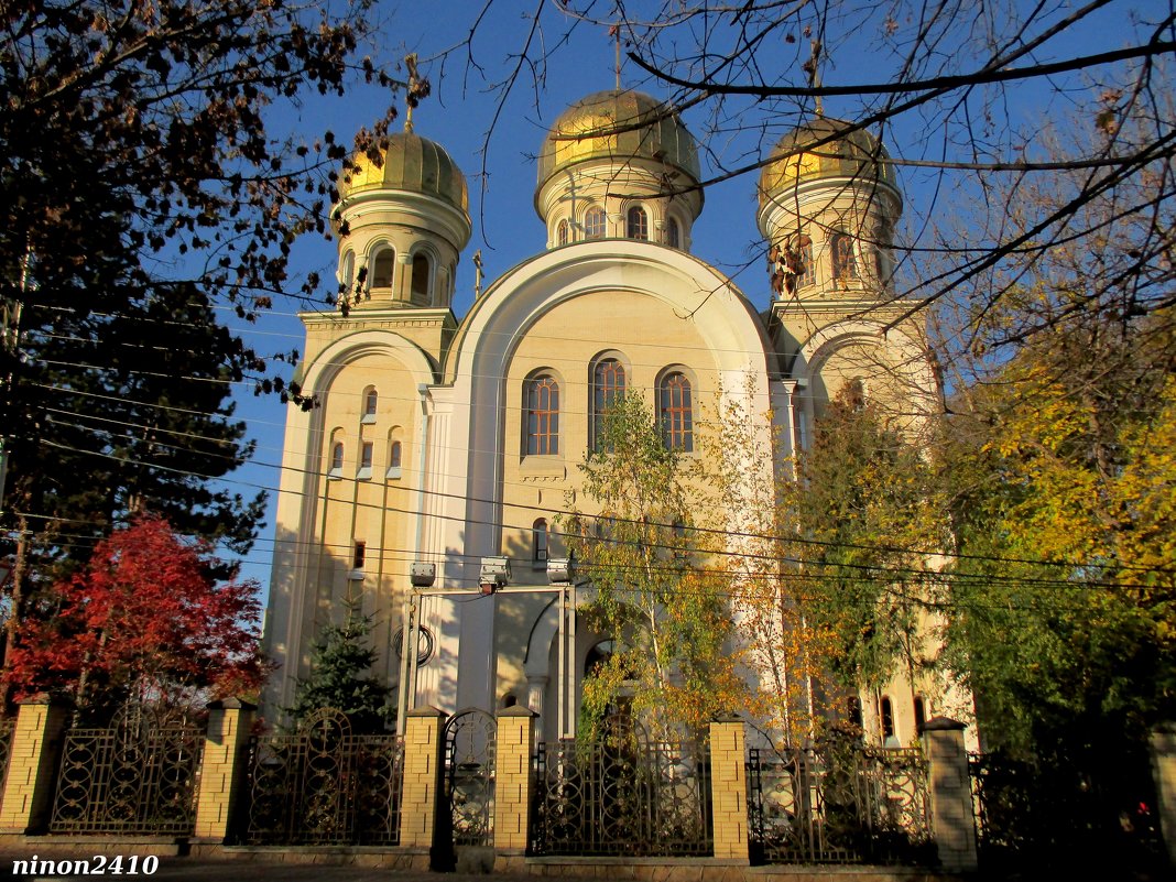 Свято-Никольский храм в Кисловодске - Нина Бутко