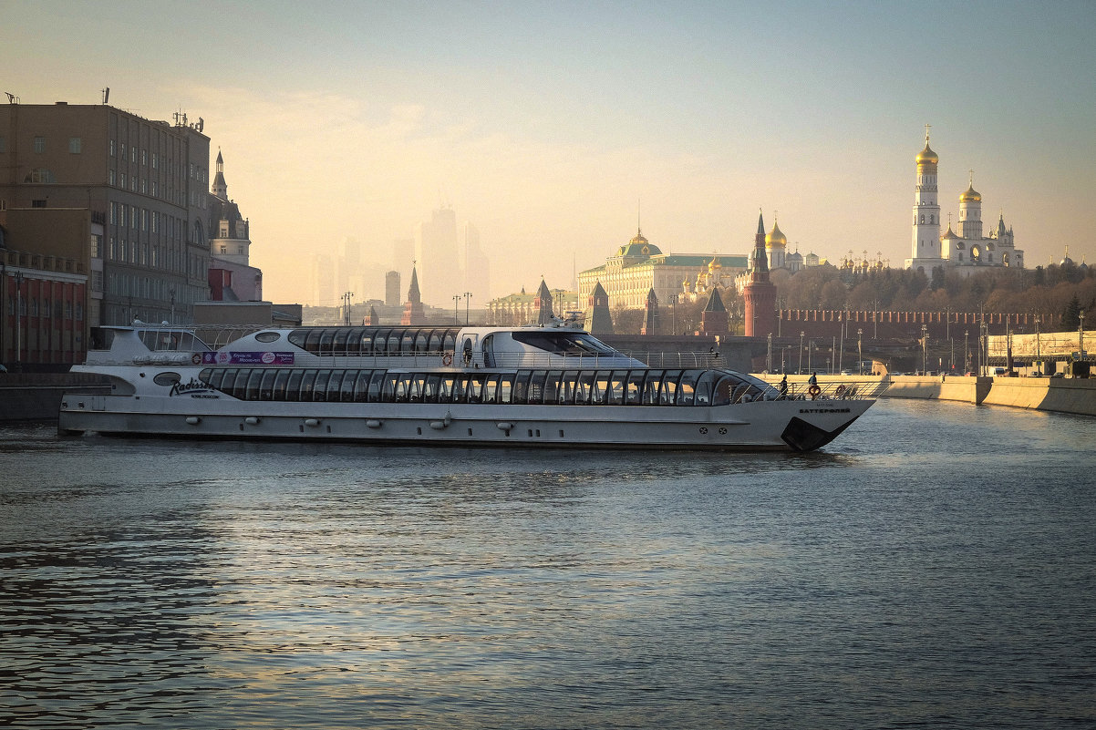 Москва в дымке - Андрей Бондаренко