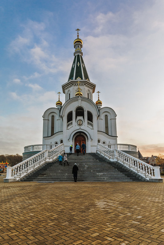 Утро храма - Владимир Самсонов