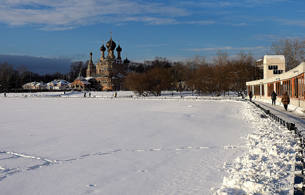 по дорожке к храму - Олег Лукьянов