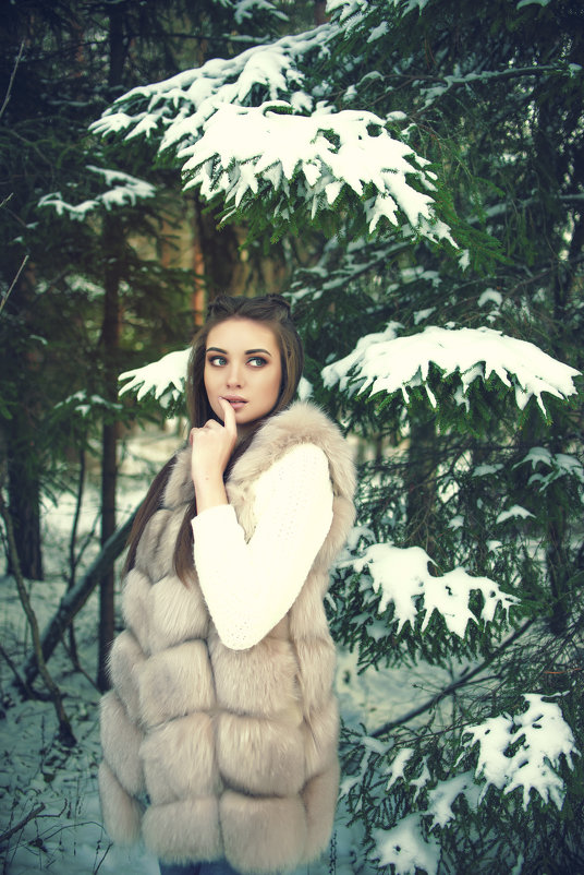 В лесу.. - Kate Vasileva