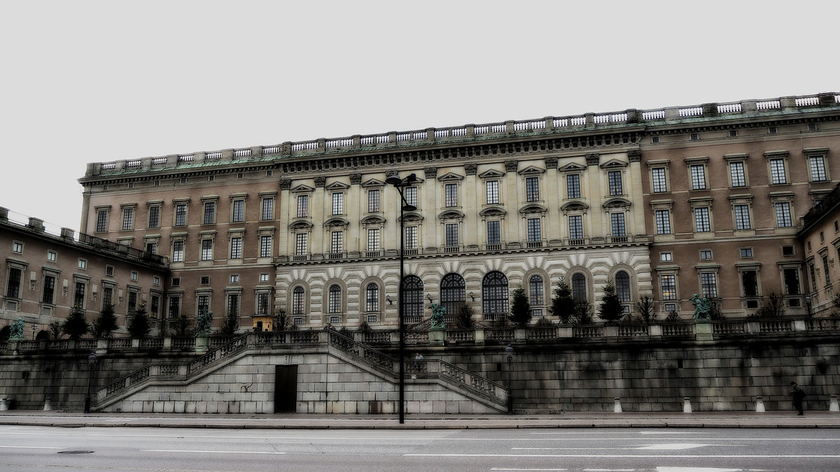 Стокгольм Королевский дворец - wea *