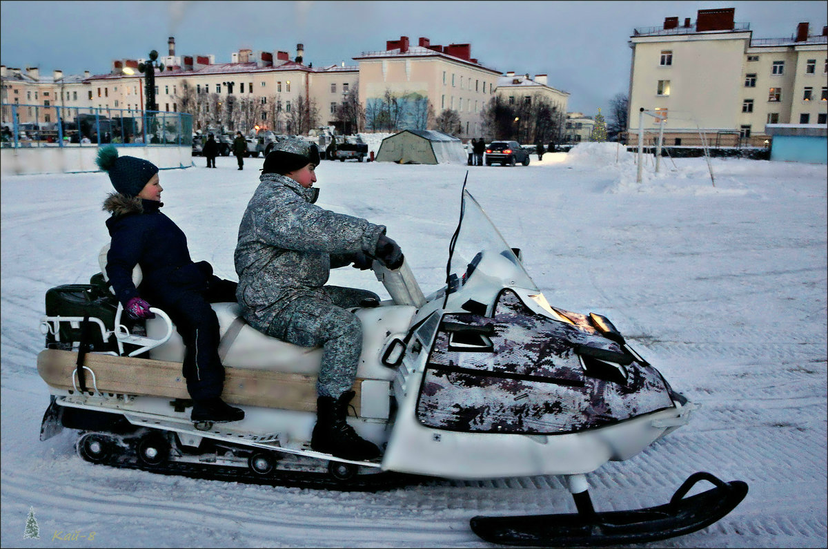 Деды Морозы бывают разными... - Кай-8 (Ярослав) Забелин