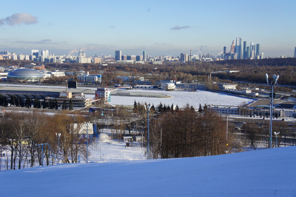 С восточного Крылатского холма. - Саша Бабаев