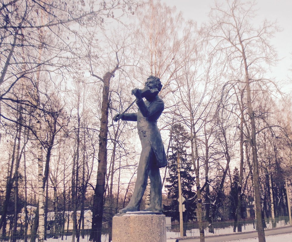 памятник Иогану Штраусу в Павловске - Елена 
