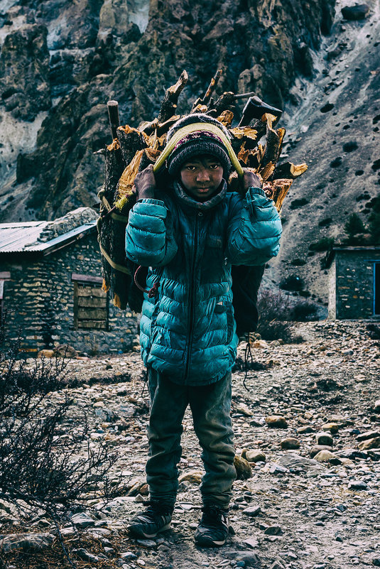 Житель одной из деревень в районе Аннапурны, Непал. Декабрь 2017. - Игорь Сон