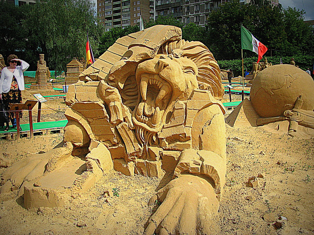 Международная выставка песчаных фигур. - Владимир Драгунский