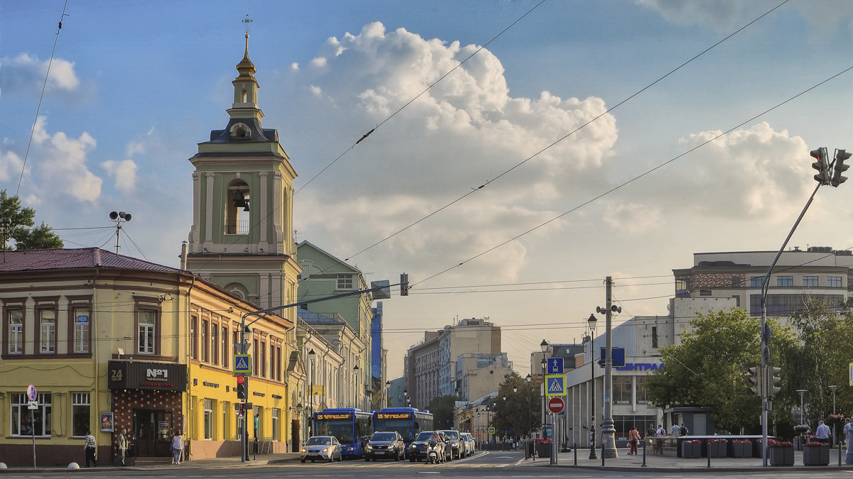 Москва. Улица Покровка. - В и т а л и й .... Л а б з о'в