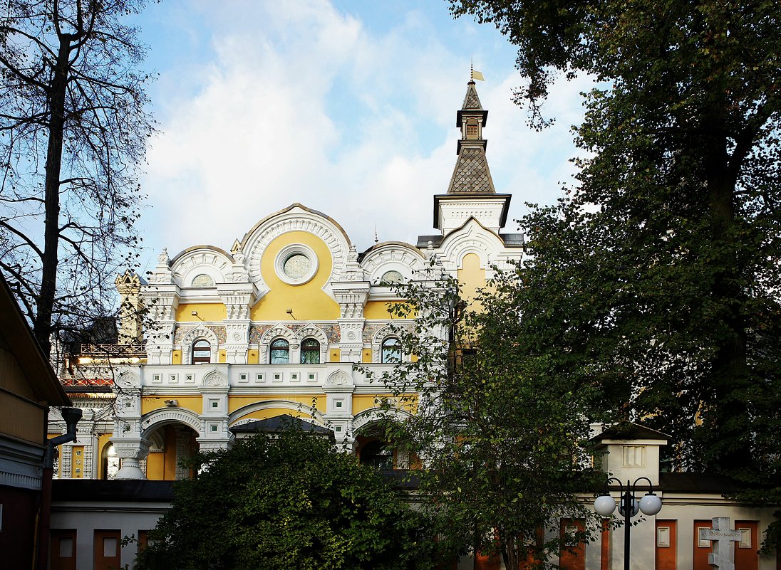 Здание Резиденции Патриарха Кирилла - Елена Павлова (Смолова)
