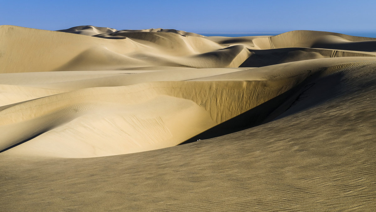 красота бесконечных песчаных дюн - Георгий А