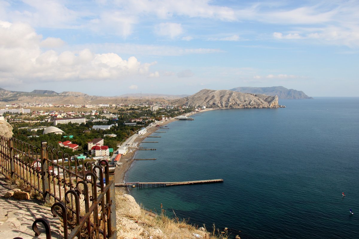 Вид с Генуэзской крепости Крым Судак - Леонид Дудко
