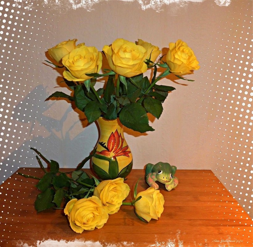 Жёлтые розы и лягушка-квакушка :) - Nina Yudicheva