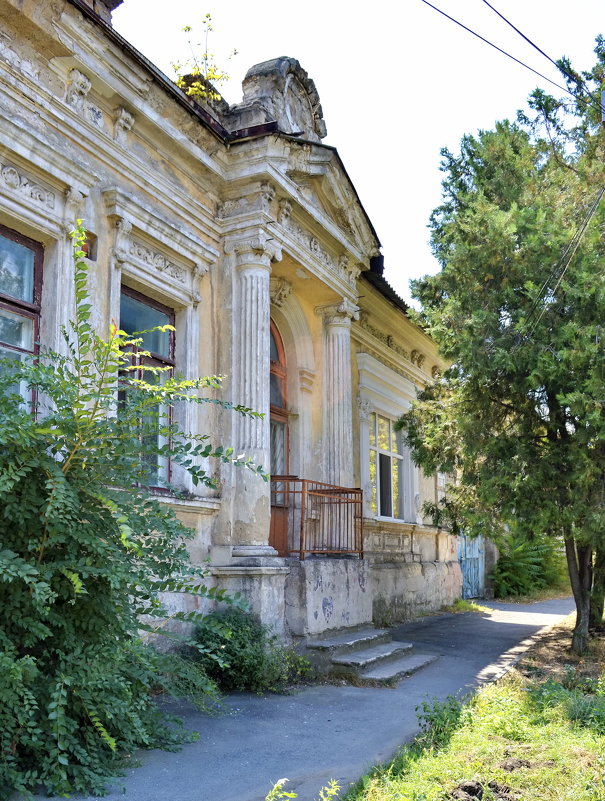 Старые улочки Крыма. - Олег Барзолевский